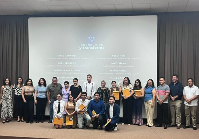 Fundación Lomas I.A.P celebró la graduación de 32 jóvenes que concluyeron con éxito sus programas de acompañamiento y pasantías remuneradas, fortaleciendo la educación y empleabilidad en el Caribe Mexicano.